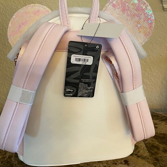 NEW Minnie Mouse Iridescent Sequin White Loungefly Mini Backpack NWT - Picture 5 of 6
